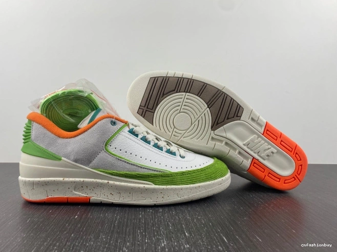 Jordan Low Retro 2 TITAN (W) DV6206-183 1024
